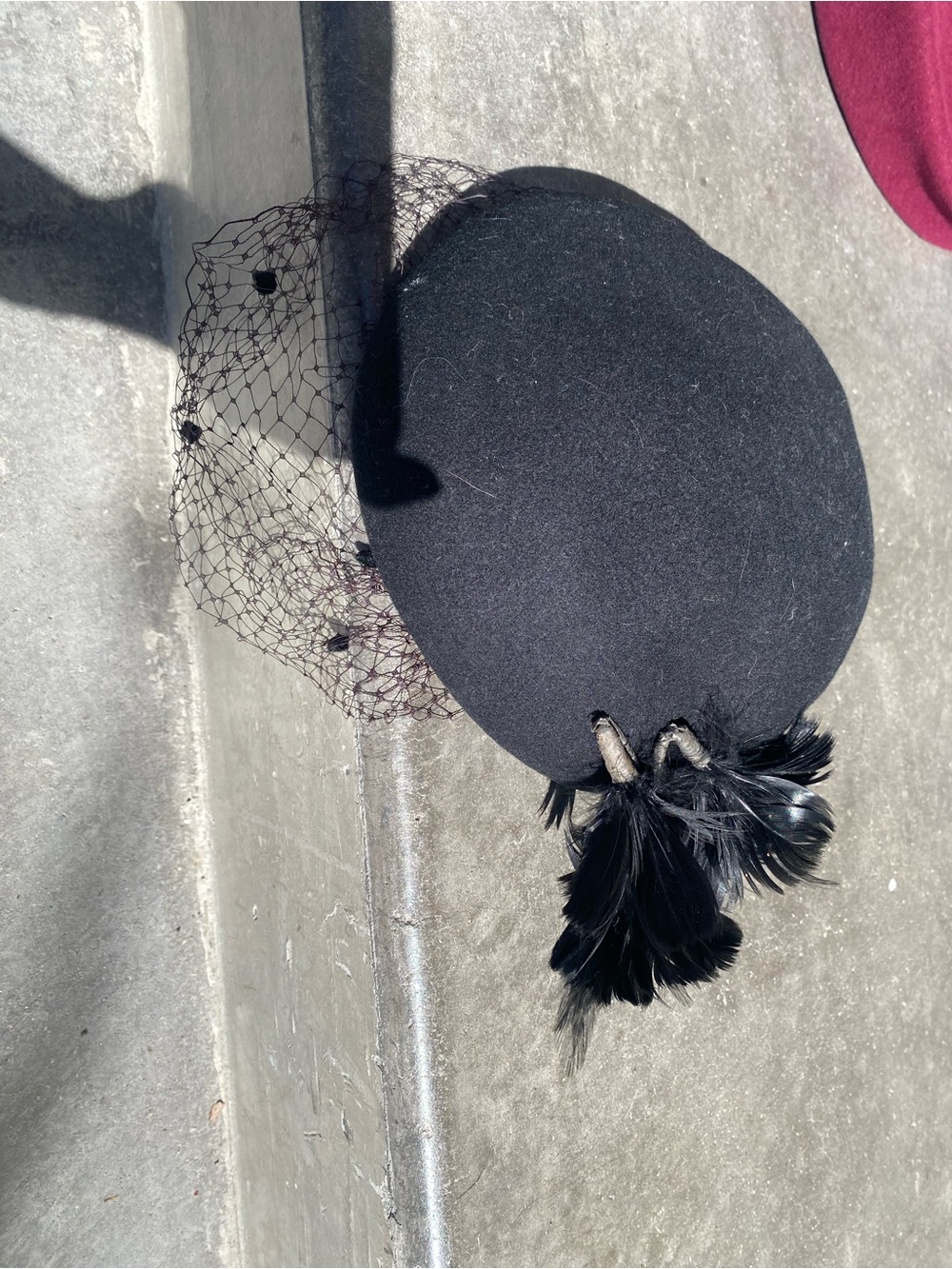 Black Feather Veiled Pillbox Hat - Women Accessories